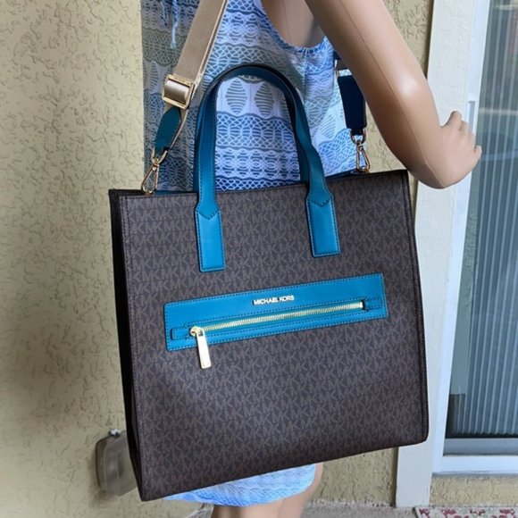 Michael Kors Kenly Large Tote - Picture 6 of 16